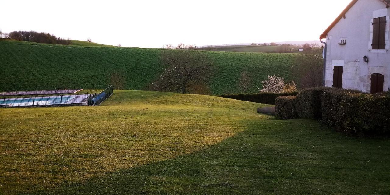La Tranquillite, Coutancie Villa Nanteuil-Auriac-de-Bourzac Buitenkant foto